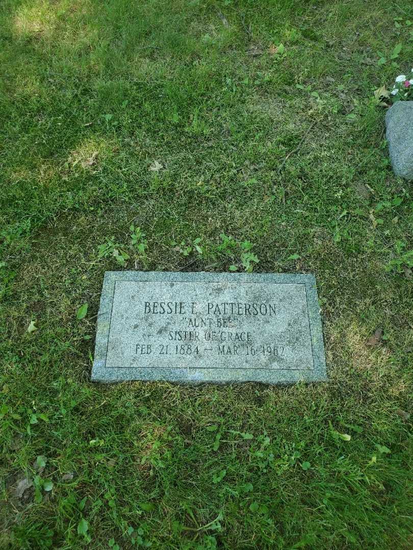 Bessie E. "Aunt Bee" Patterson's grave. Photo 2