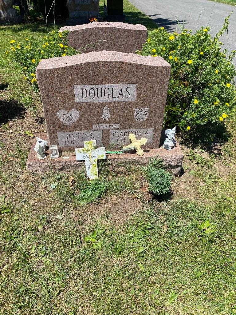Nancy S. Douglas's grave. Photo 2