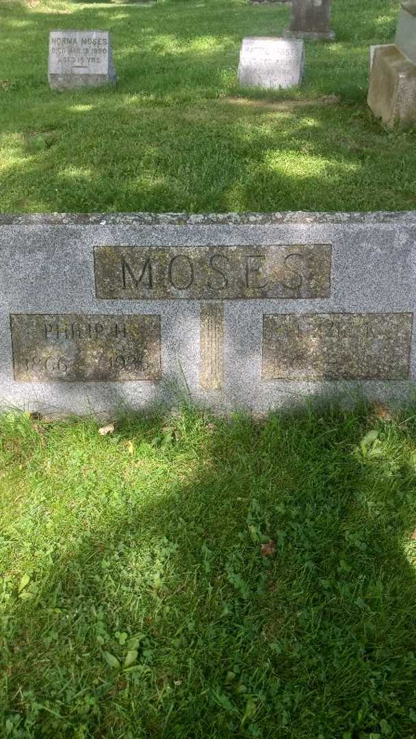 Philip H. Moses's grave. Photo 4
