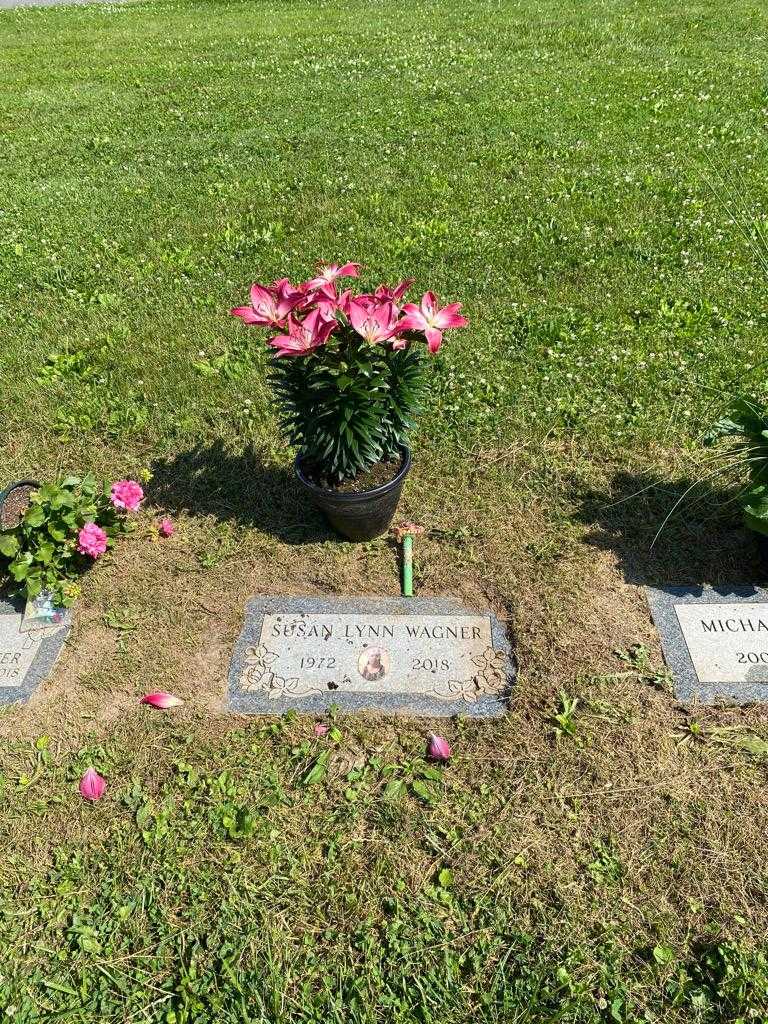 Susan Lynn Wagner's grave. Photo 2