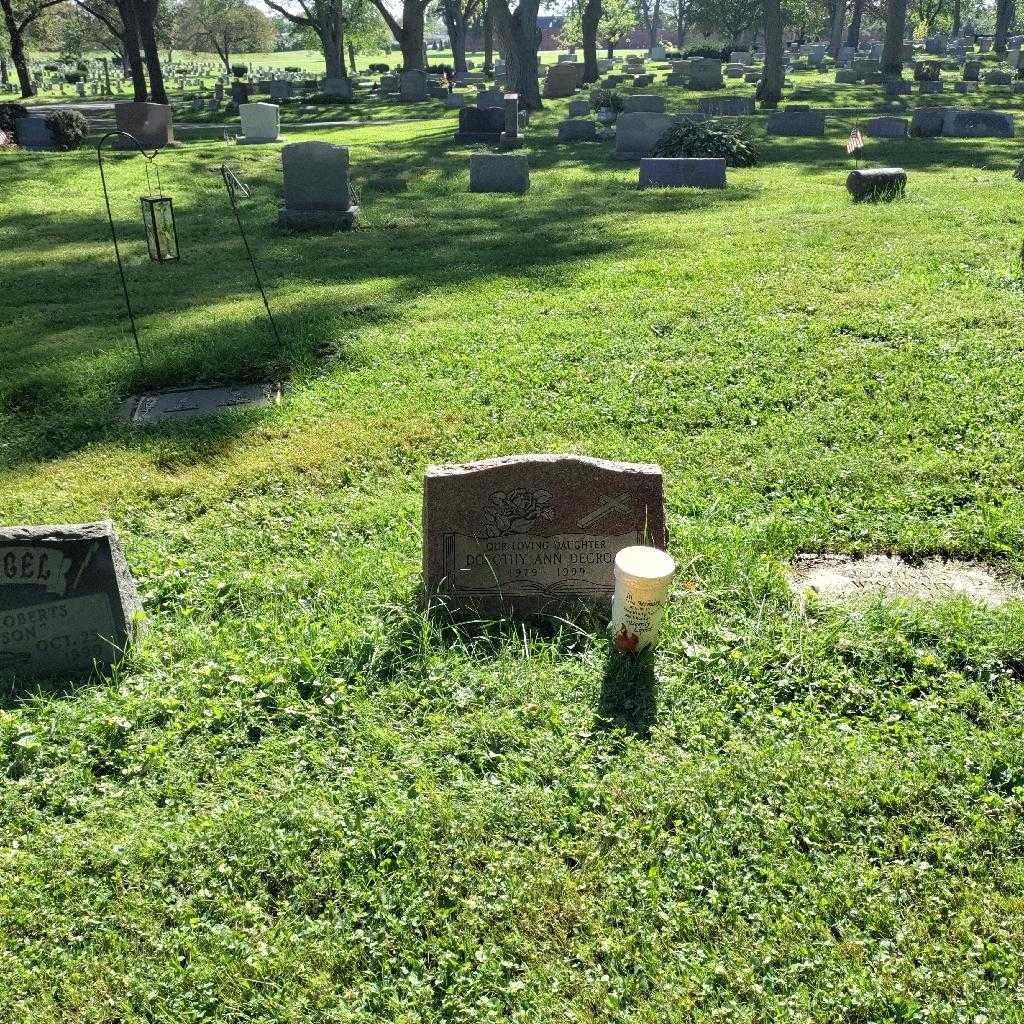 Dorothy Ann Degroat's grave. Photo 2