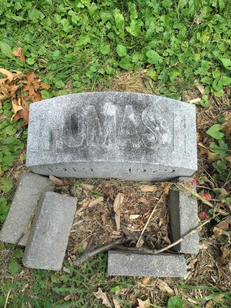 Thomas H. Greenway's grave. Photo 4