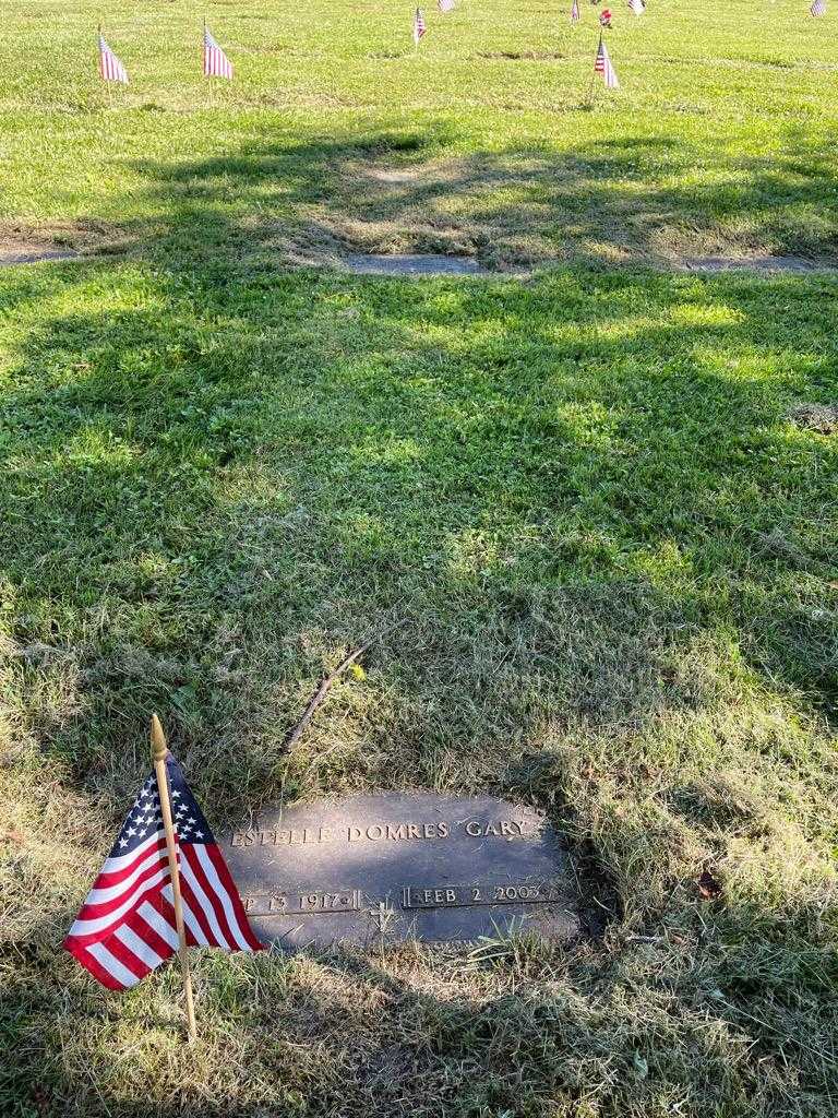 Estelle Domres Gary's grave. Photo 2