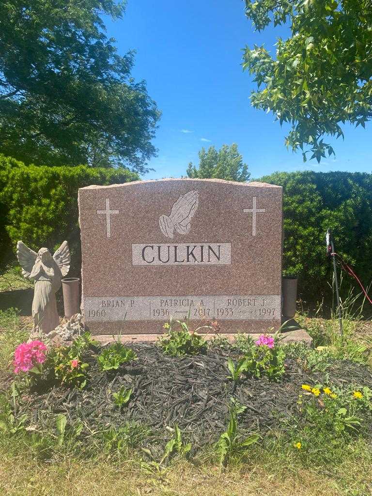 Robert J. Culkin's grave. Photo 2