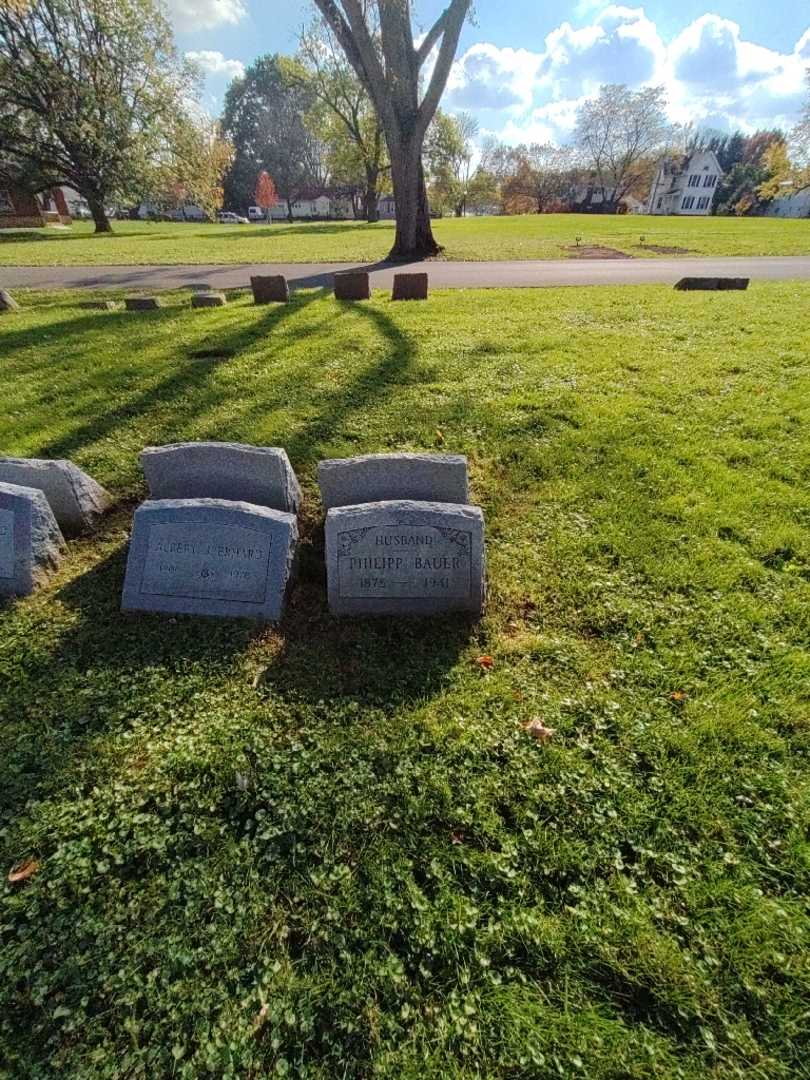 Philipp Bauer's grave. Photo 2