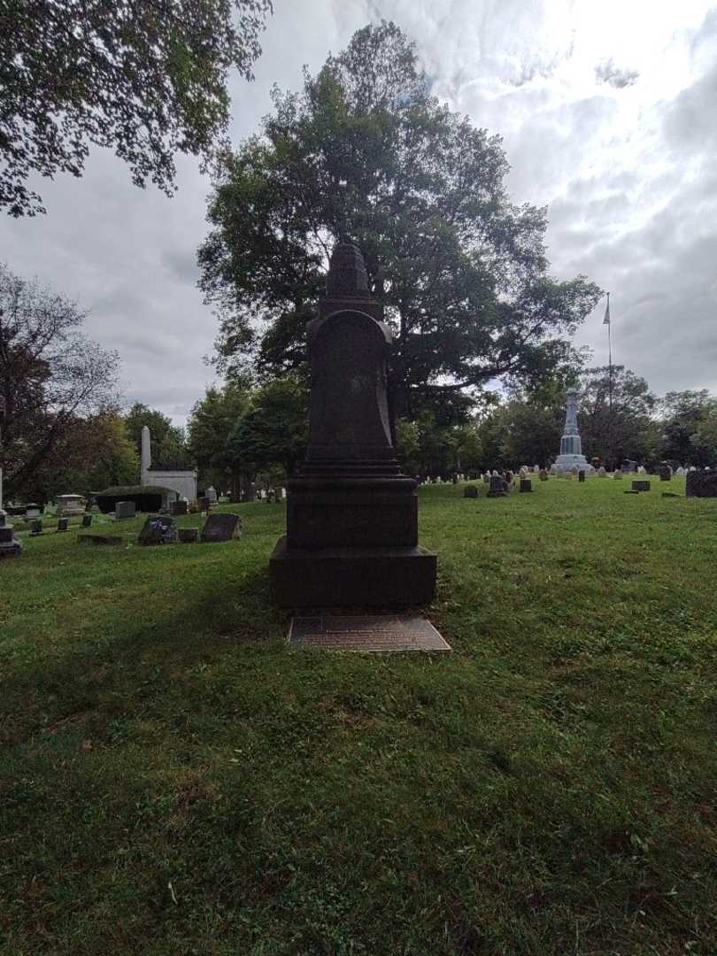 Sarah Stead Lefever's grave. Photo 1