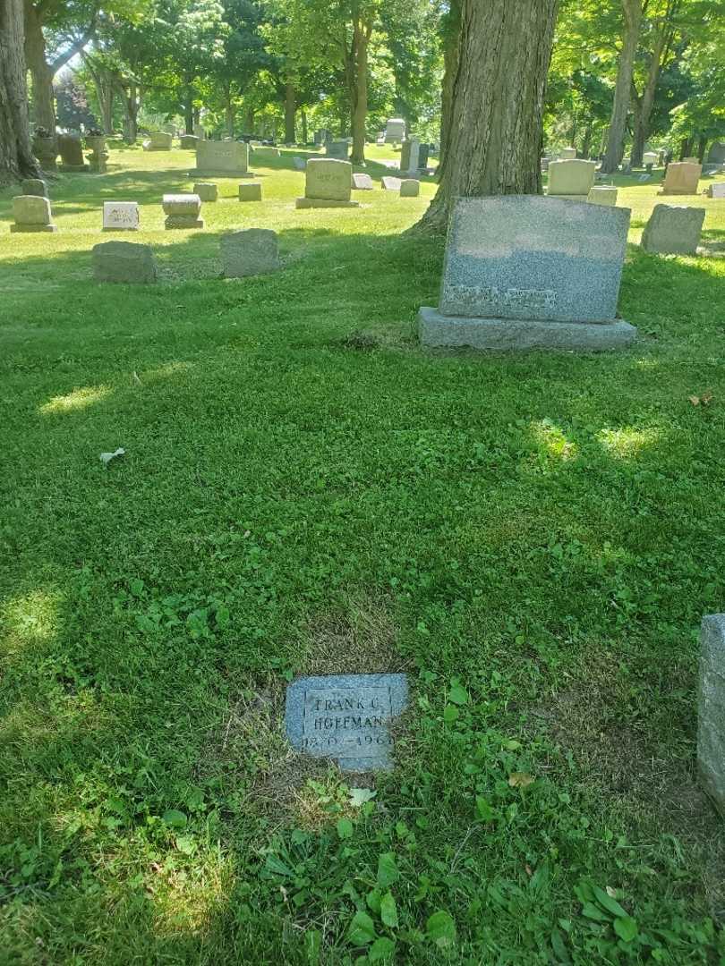 Frank C. Hoffman's grave. Photo 1