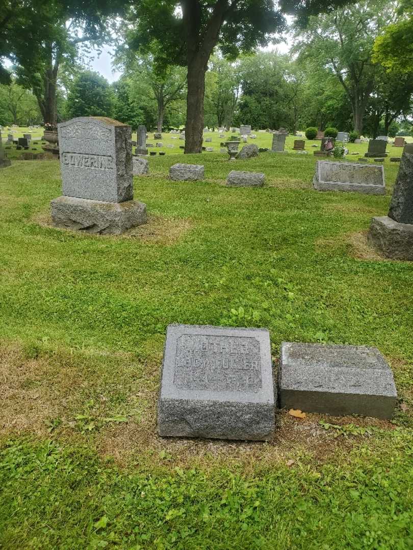 Lucy Fuller's grave. Photo 1