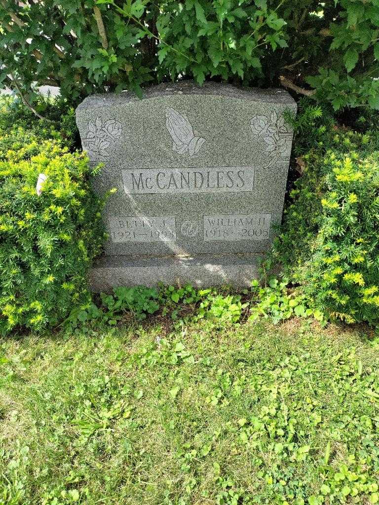 Betty J. McCandless's grave. Photo 2