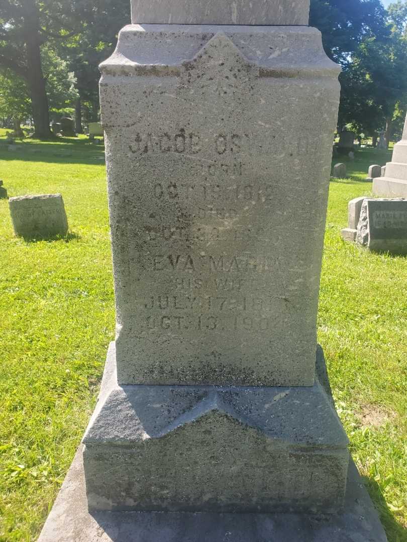 Eva Maria Oswald's grave. Photo 1