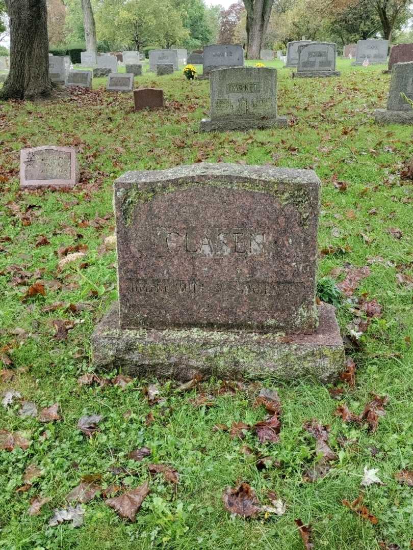 Helene Smith Clasen's grave. Photo 2