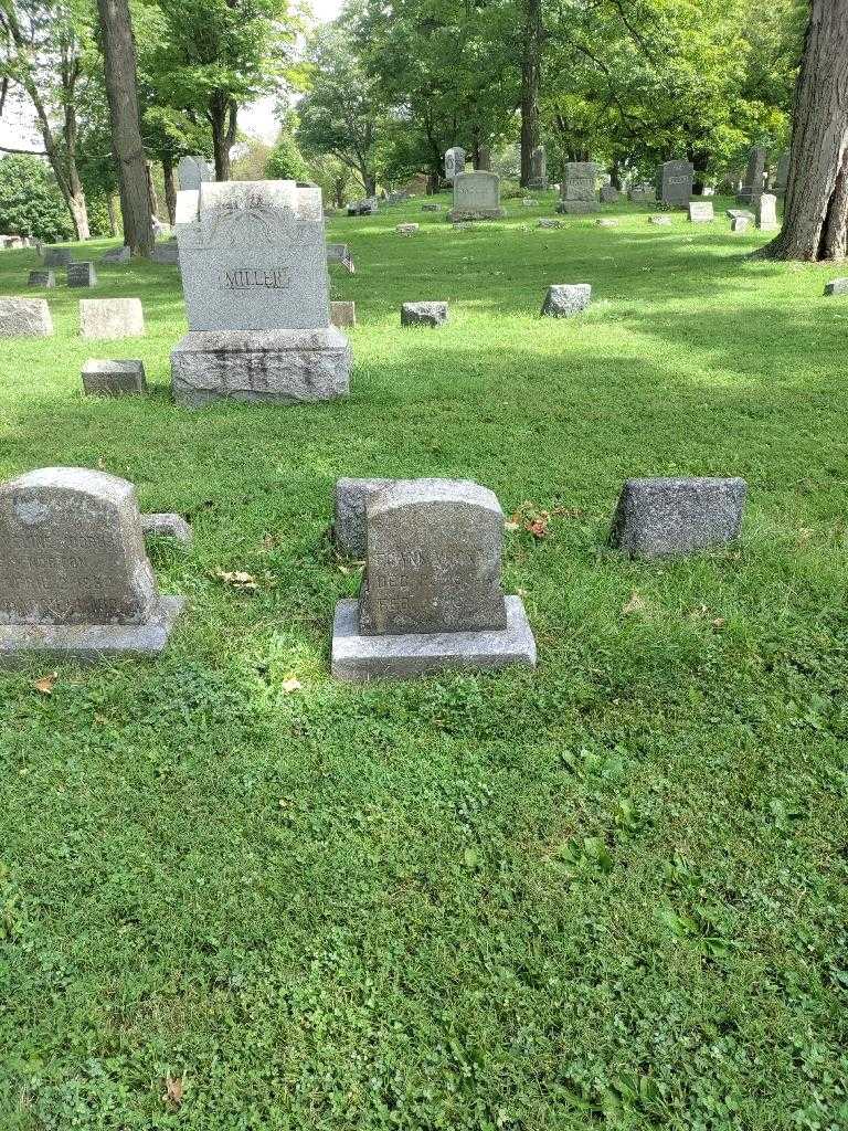 Frank Voorus's grave. Photo 1