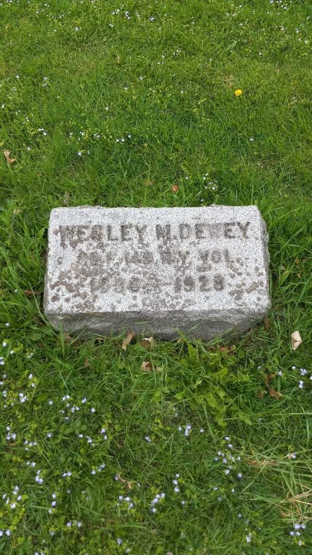 Wesley M. Dewey's grave. Photo 2