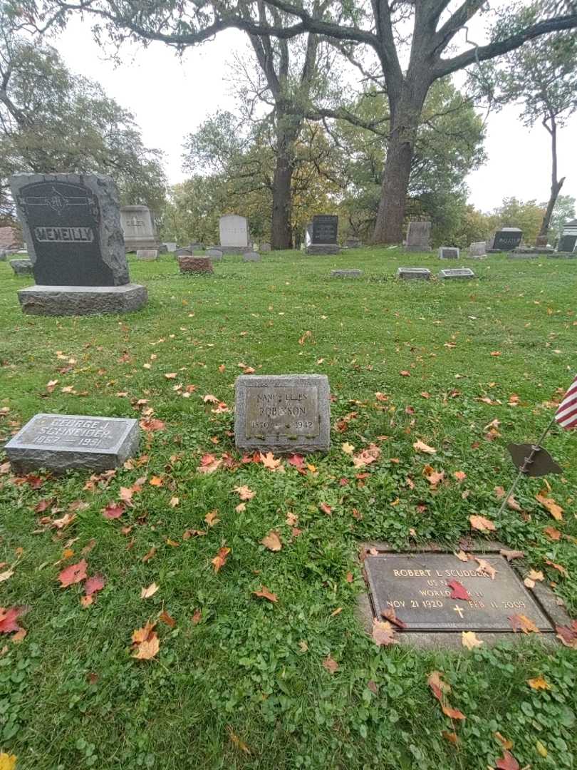 Nancy Ellen Robinson's grave. Photo 1