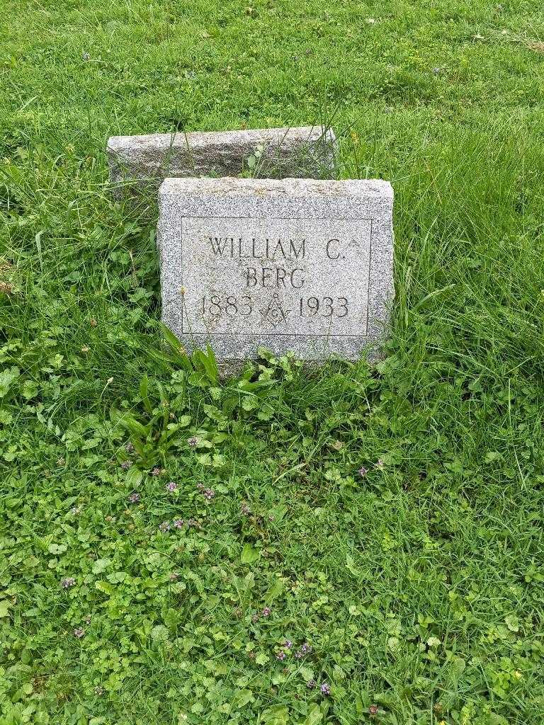 William C. Berg's grave. Photo 2