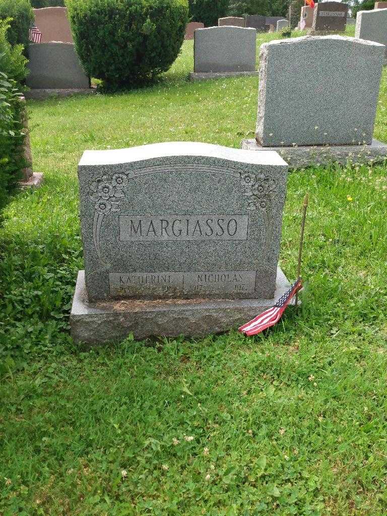 Nicholas Margiasso's grave. Photo 2