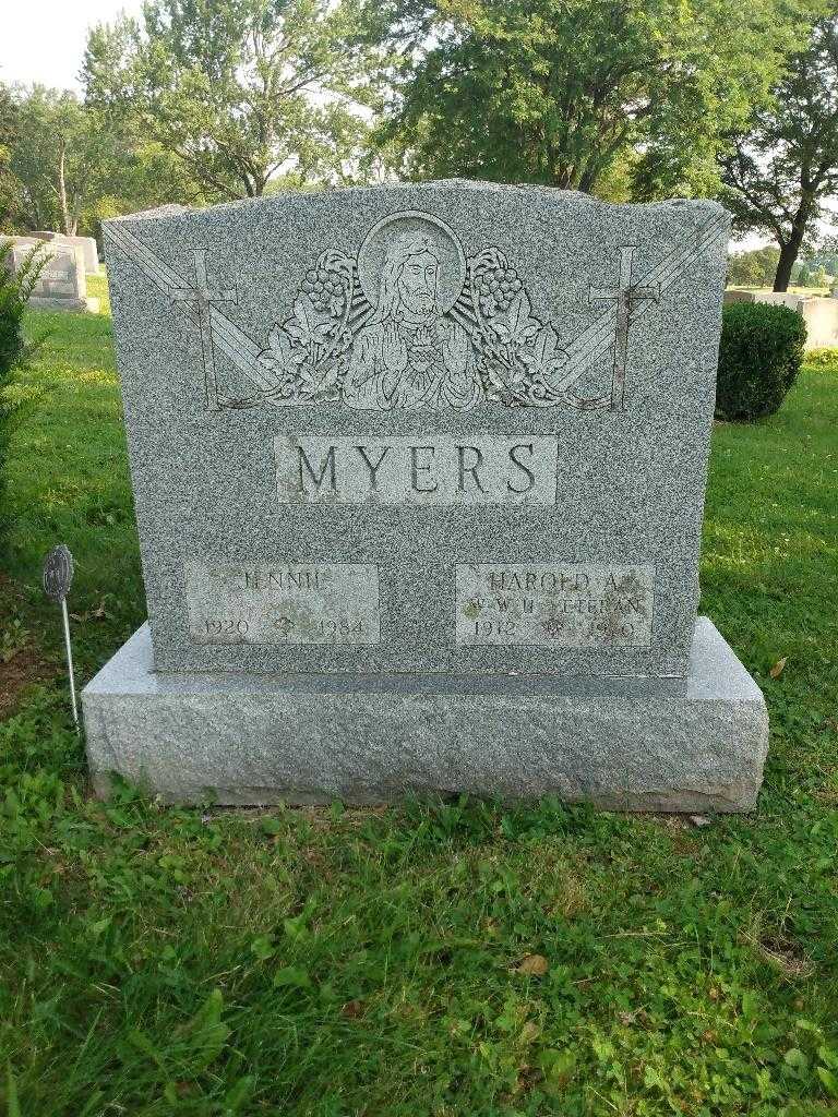 Jennie Myers's grave. Photo 2