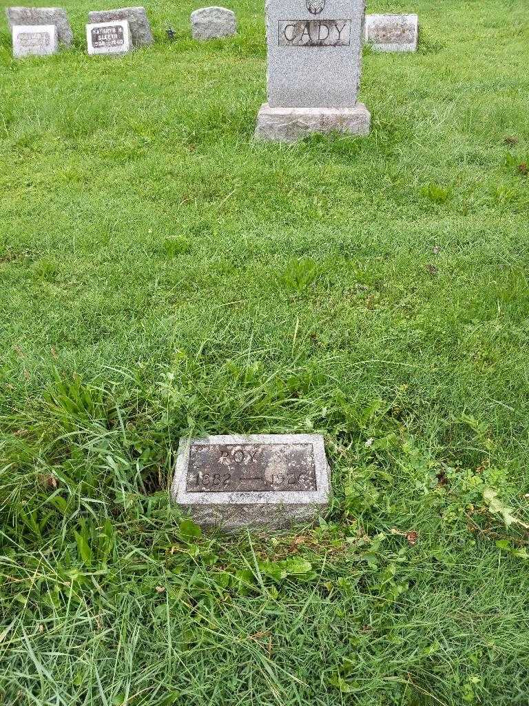 Roy S. Cady's grave. Photo 1