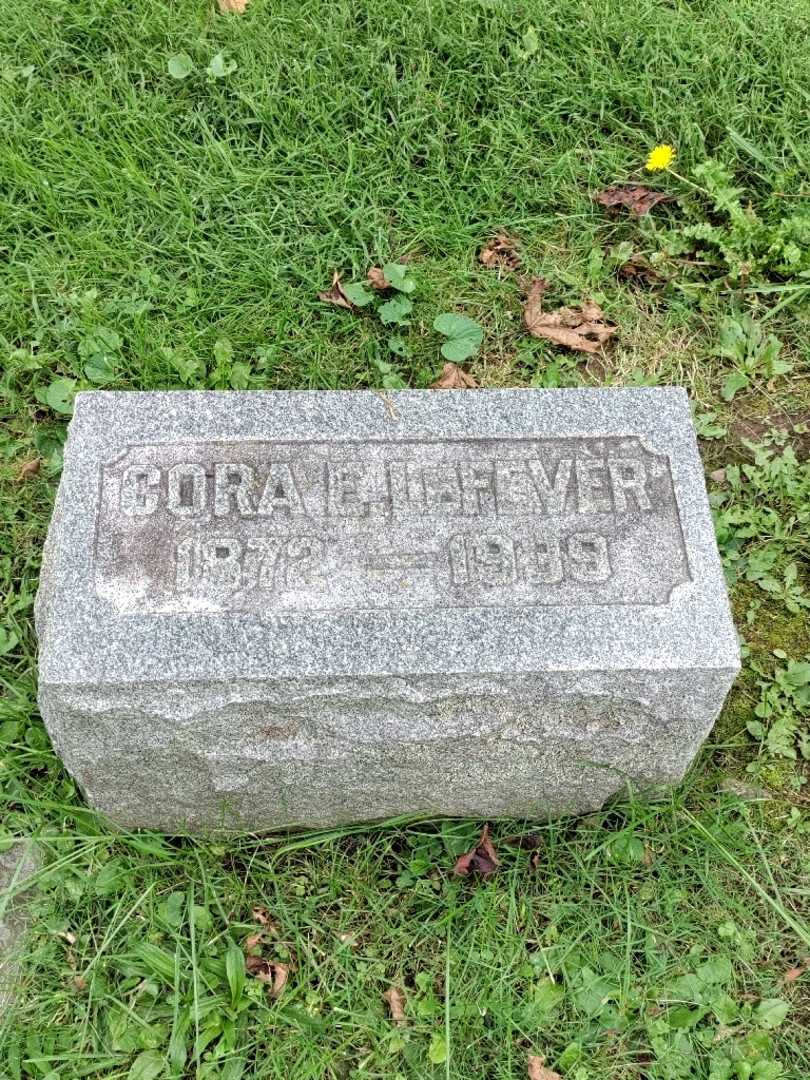 Cora E. Lefever's grave. Photo 3