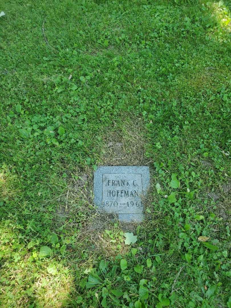 Frank C. Hoffman's grave. Photo 2