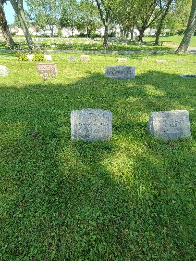Margaret Hosch's grave. Photo 1