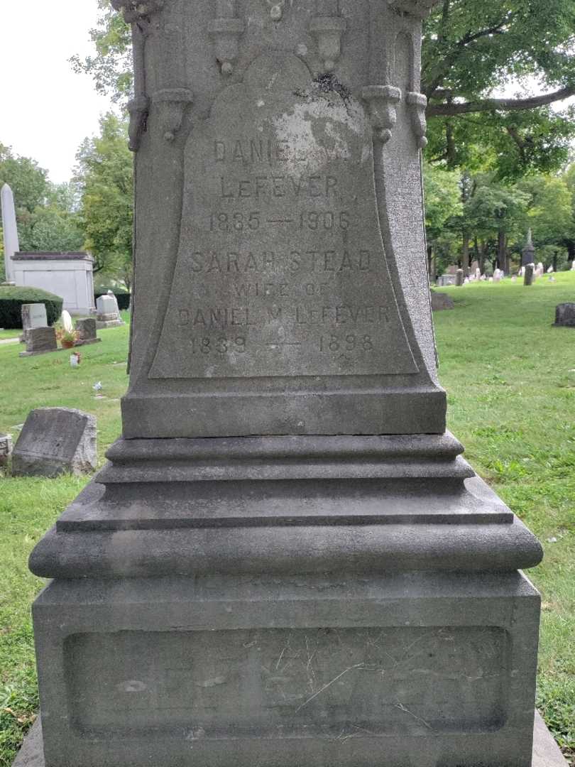 Sarah Stead Lefever's grave. Photo 3