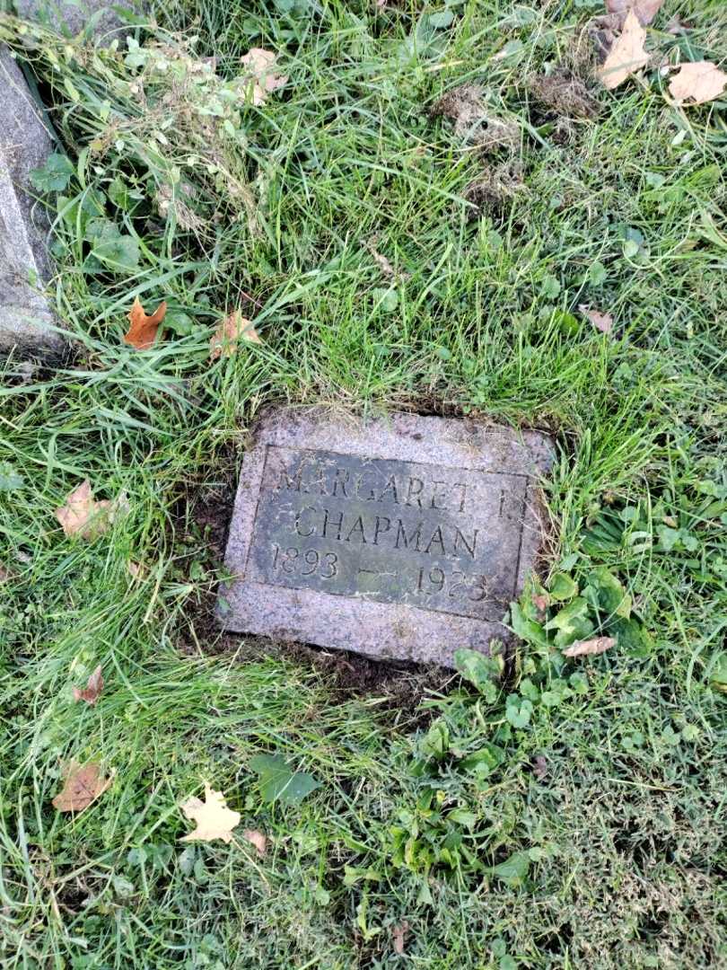 Margaret I. Chapman's grave. Photo 2