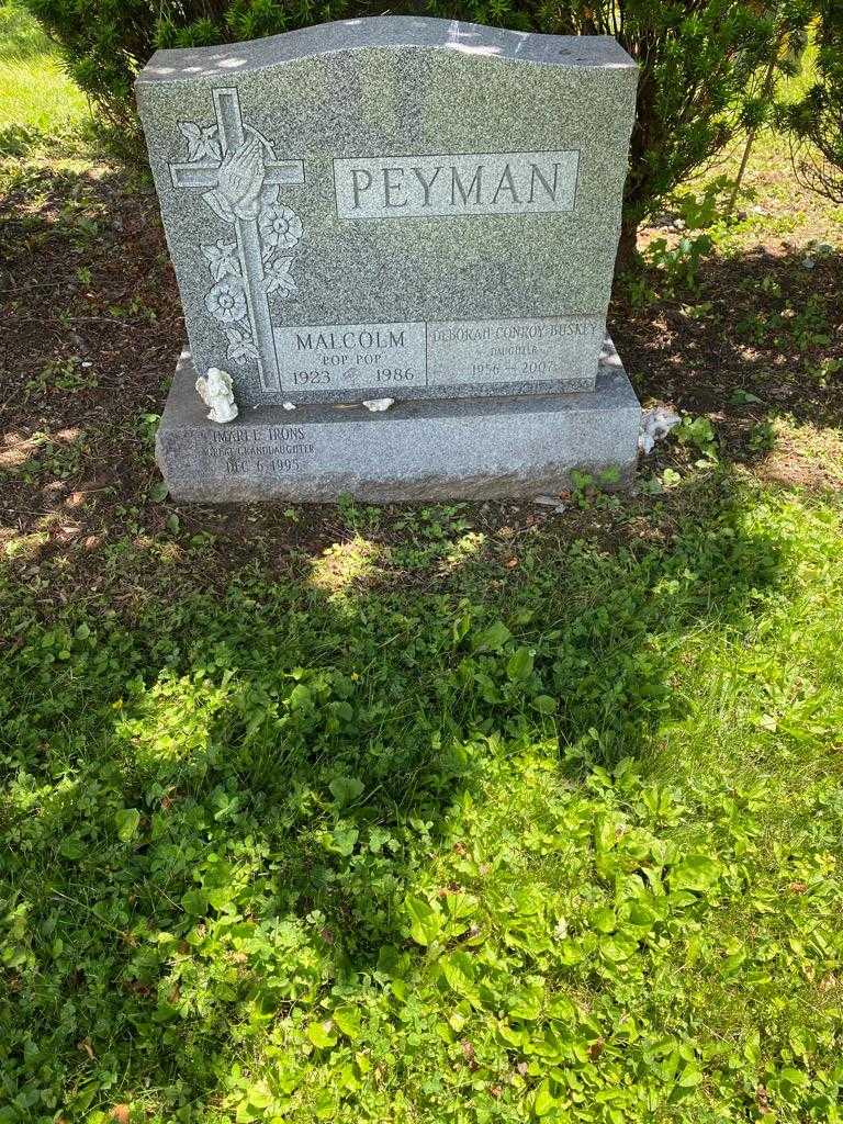 Malcolm "Pop-pop" Peyman's grave. Photo 2