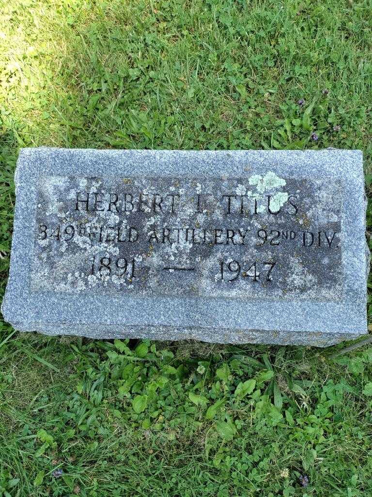 Herbert Lee Titus's grave. Photo 3