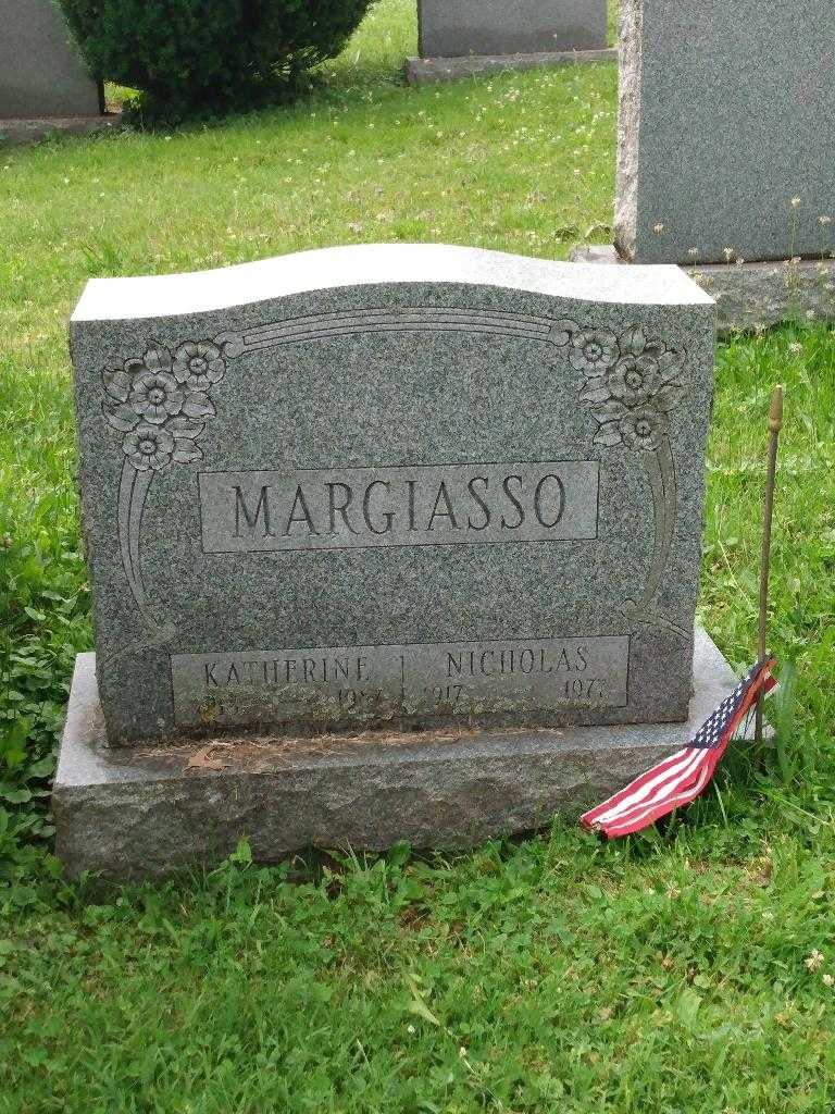 Nicholas Margiasso's grave. Photo 3