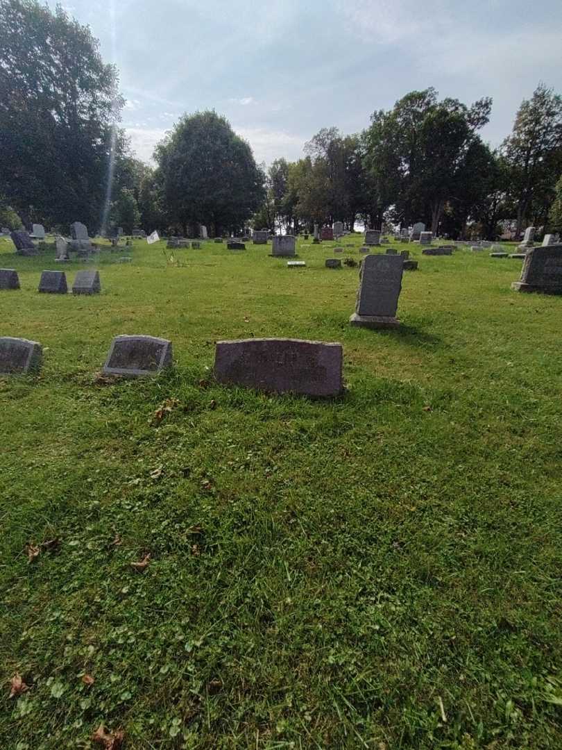 Frederick L. Vesper's grave. Photo 1