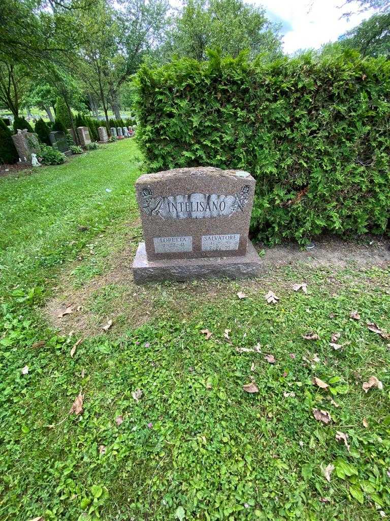 Salvatore Intelisano's grave. Photo 1