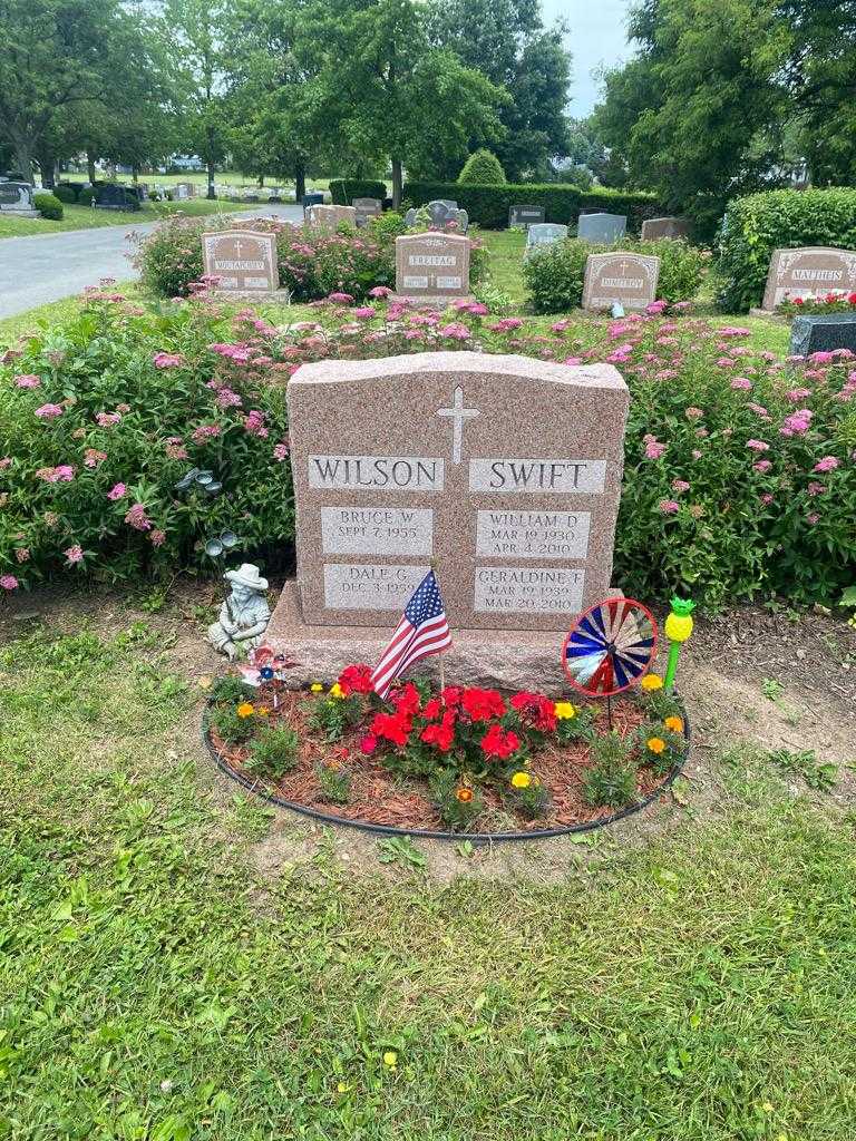 Geraldine F. Swift's grave. Photo 2