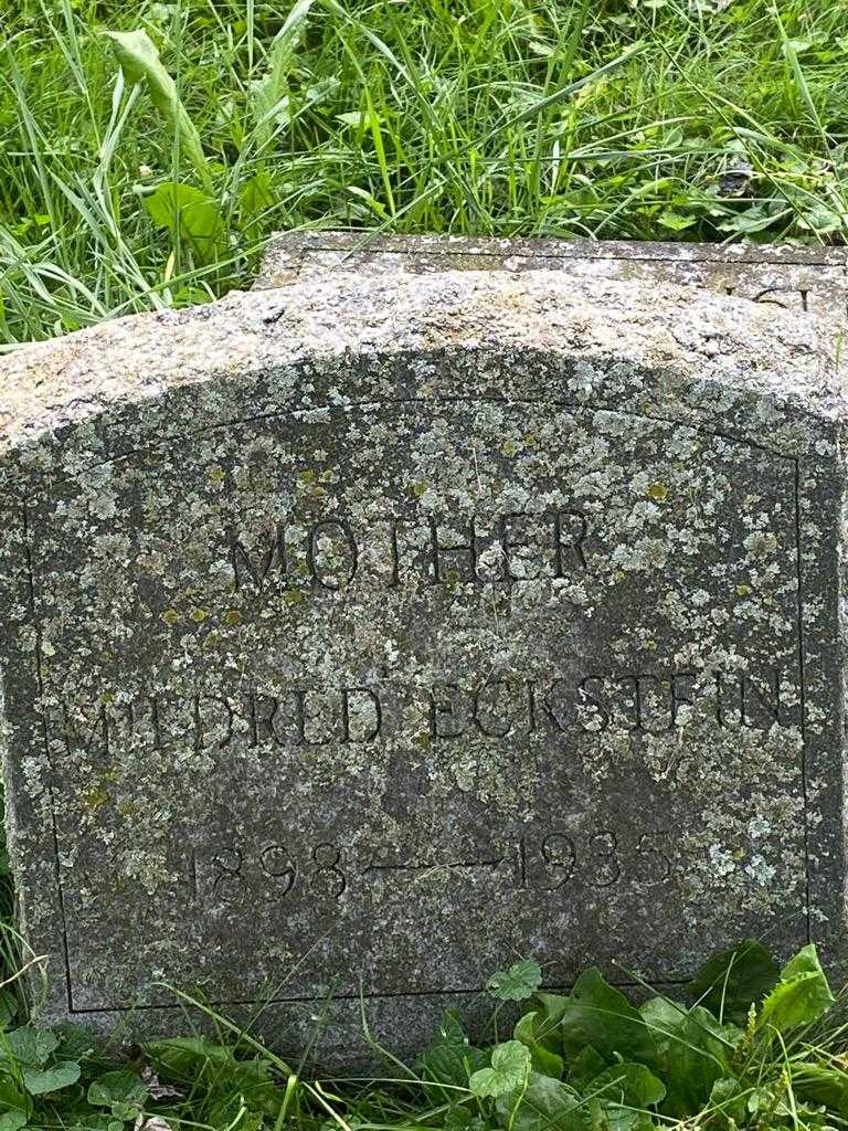 Mildred Eckstein's grave. Photo 3