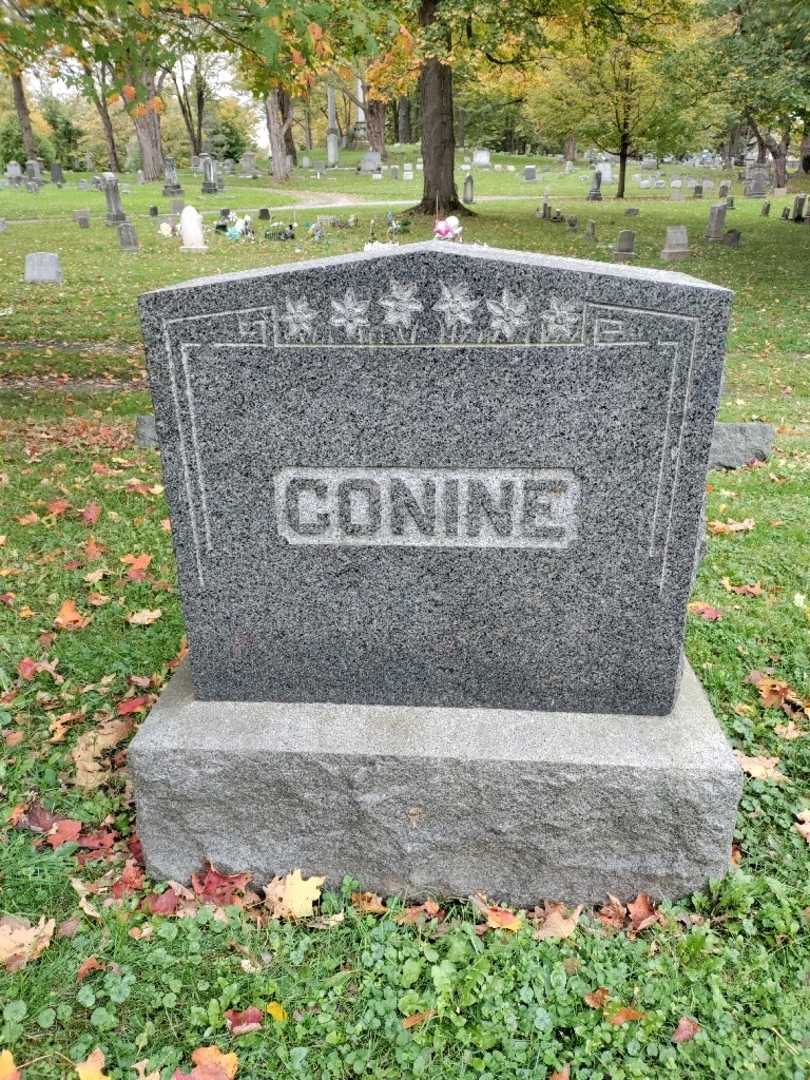 Lucius F. Conine's grave. Photo 4