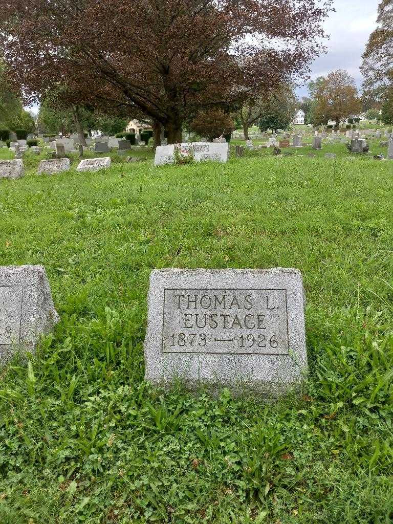 Thomas L. Eustace's grave. Photo 1