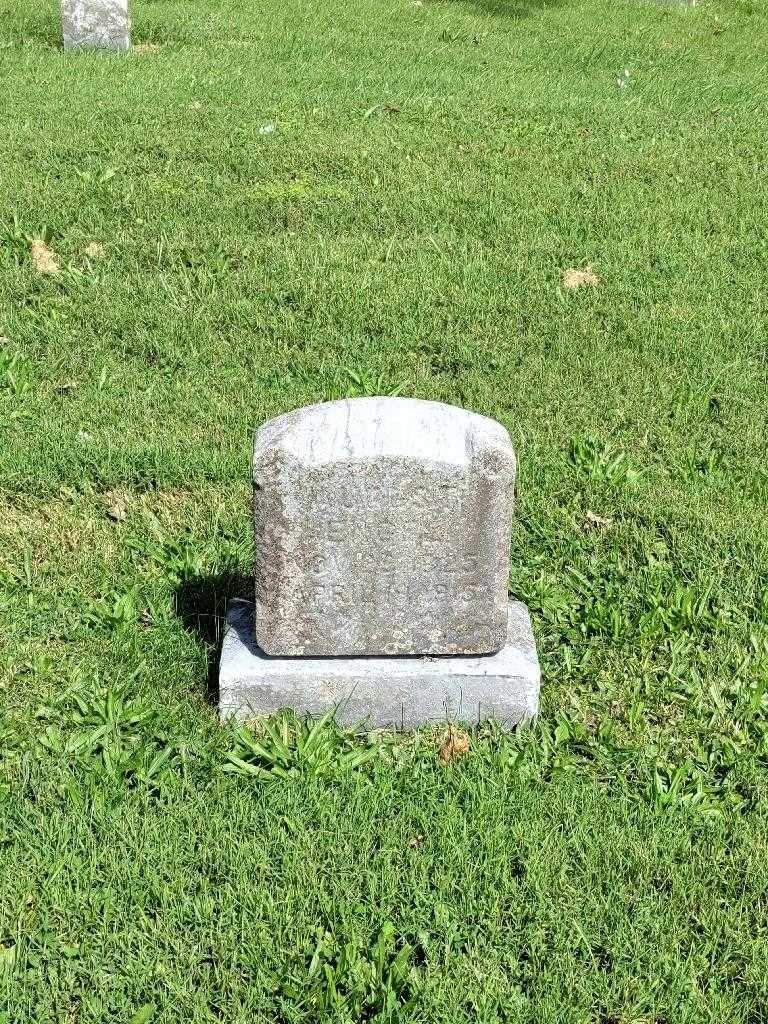 Augusta Engel's grave. Photo 2