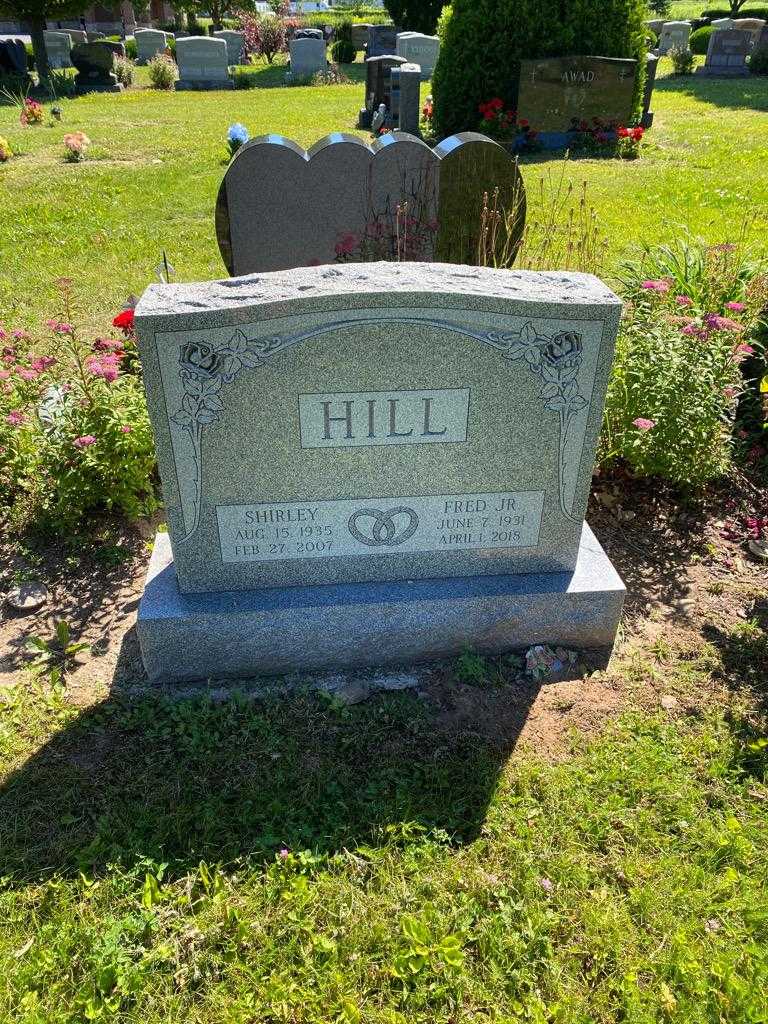 Shirley Hill's grave. Photo 2