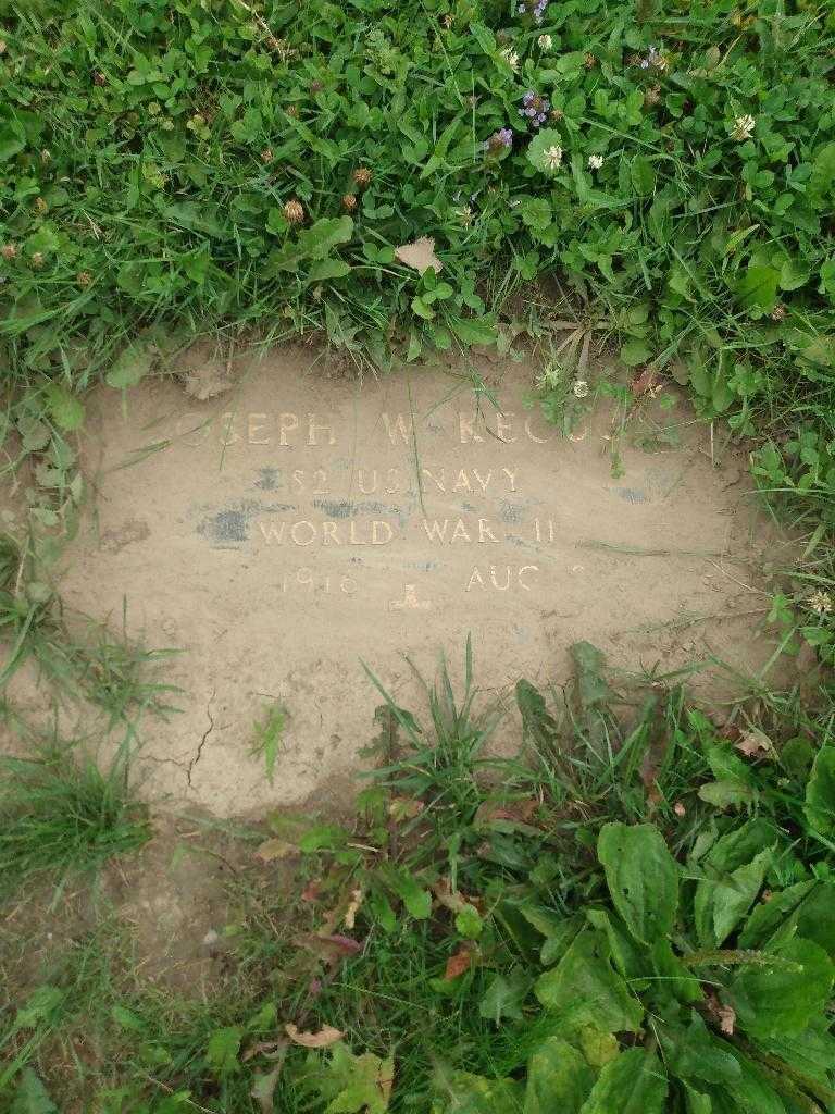 Joseph W. Keough's grave. Photo 4