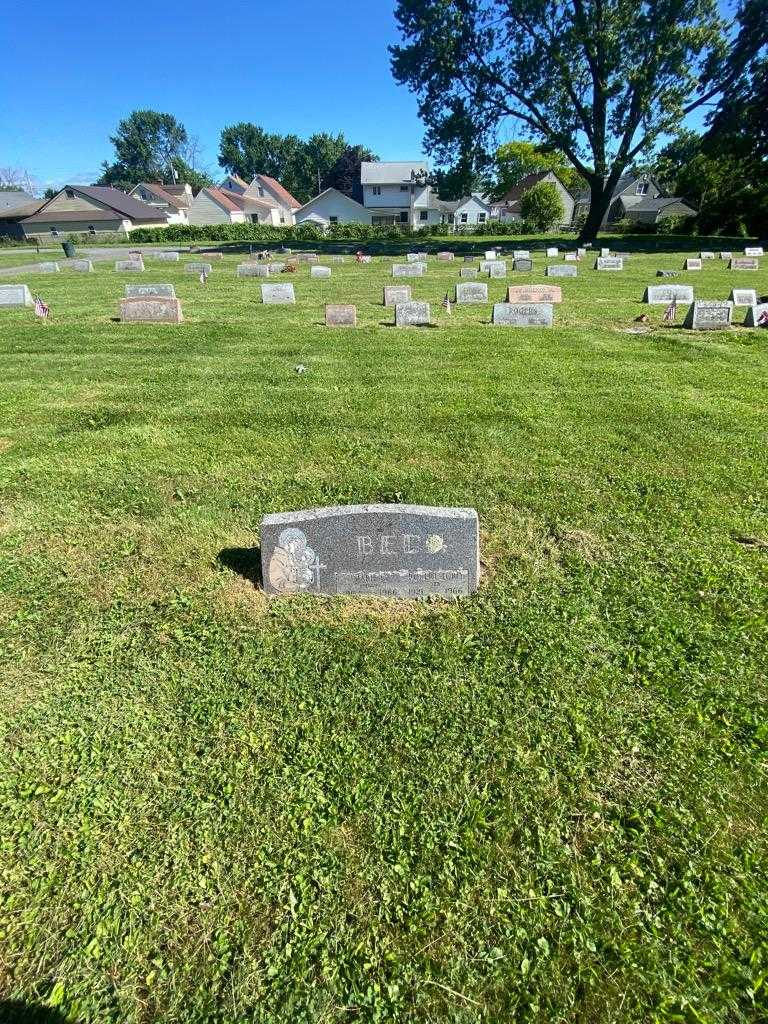 Marie E. "Peggy" Beck's grave. Photo 1