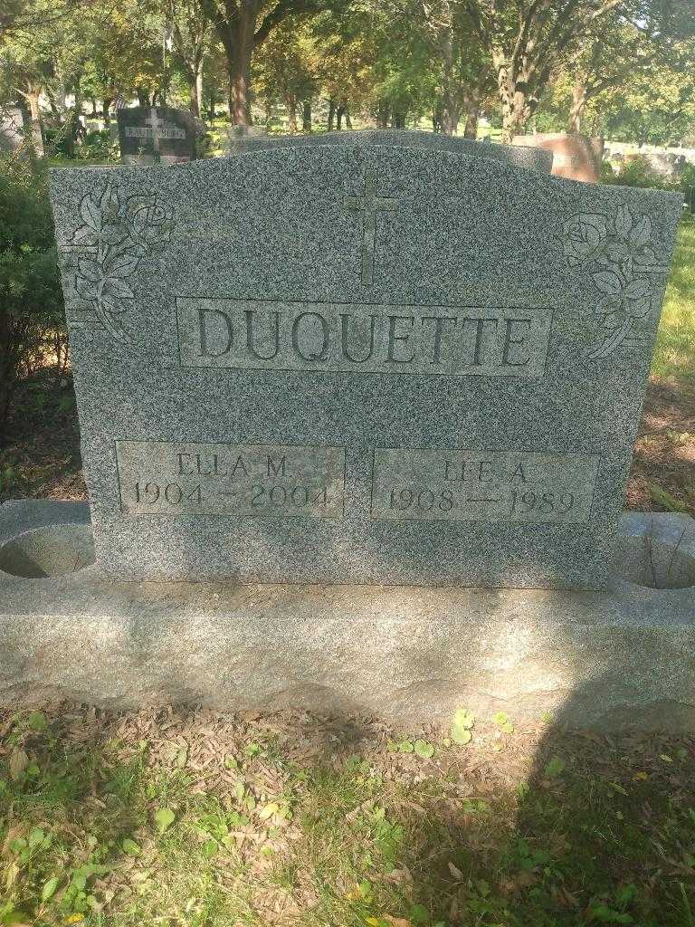 Ella M. Duquette's grave. Photo 2