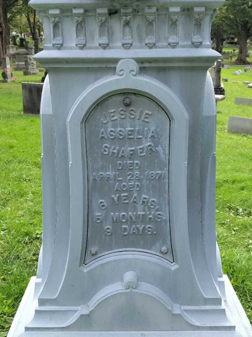 Jessie Asselia Shafer's grave. Photo 4