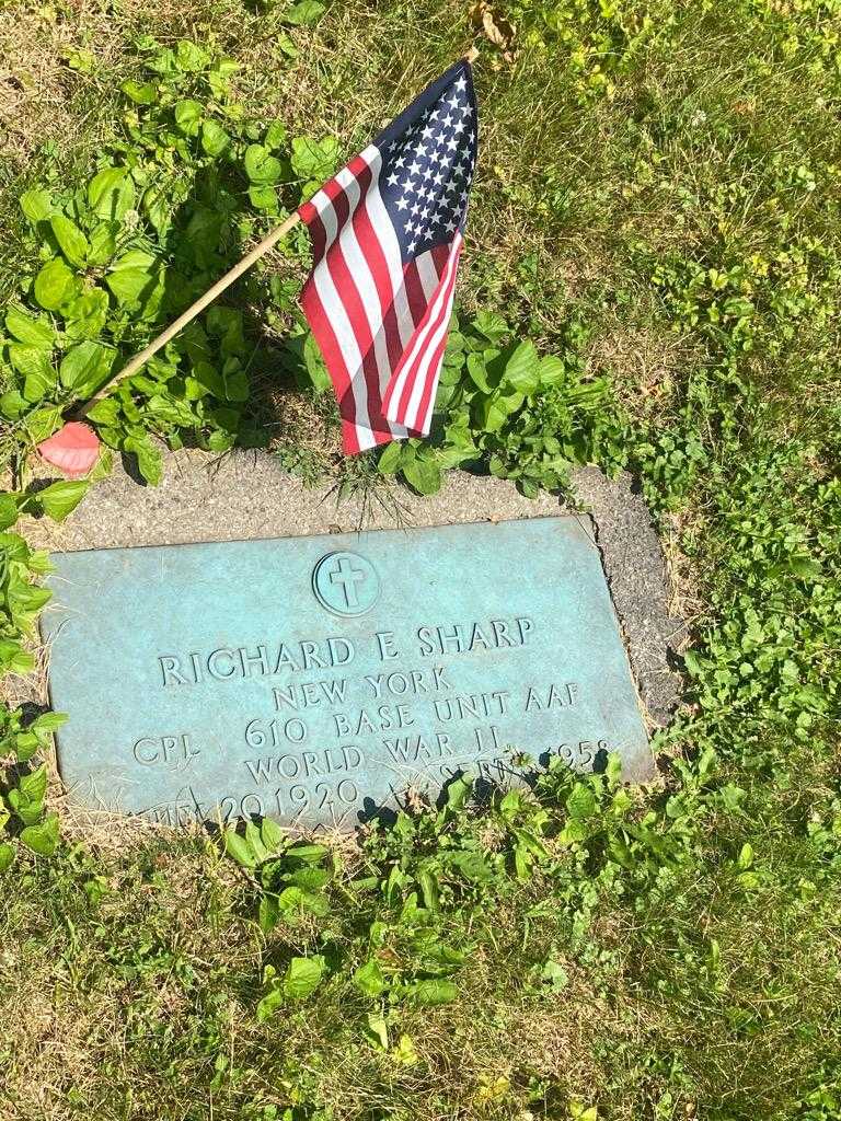 Richard E. Sharp's grave. Photo 3