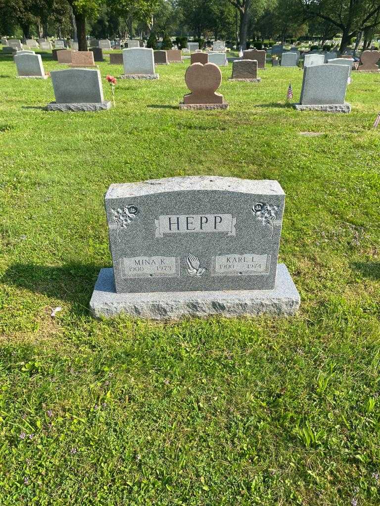 Mina K. Hepp's grave. Photo 2