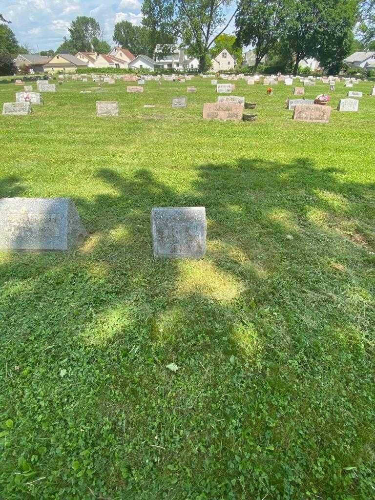 Carmen Joseph Corsivo's grave. Photo 1