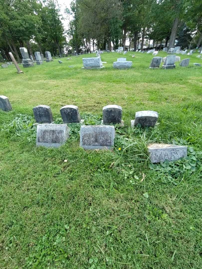 Rose S. Cook's grave. Photo 1