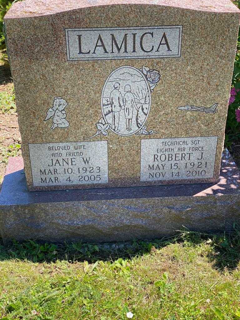 Jane W. Lamica's grave. Photo 3