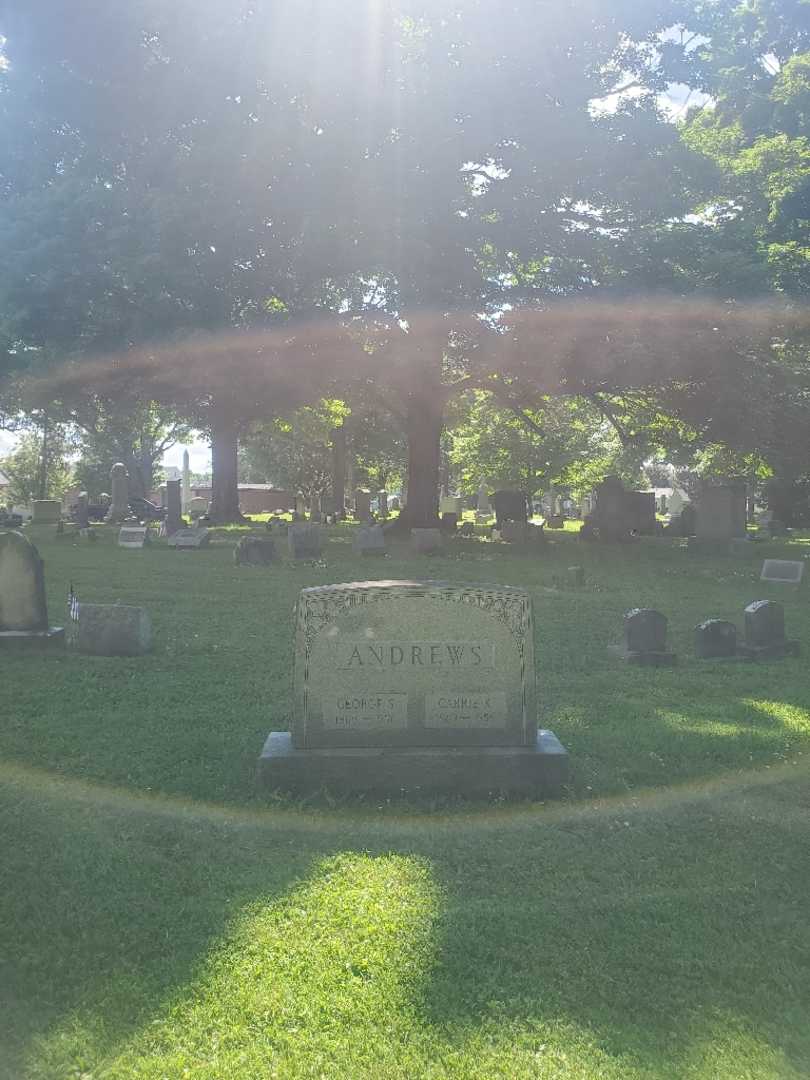 George S. Andrews's grave. Photo 2