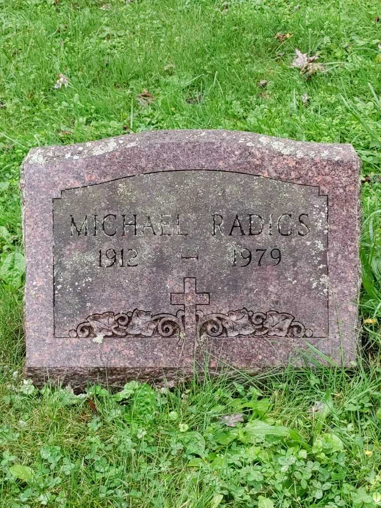 Michael Redics's grave. Photo 3