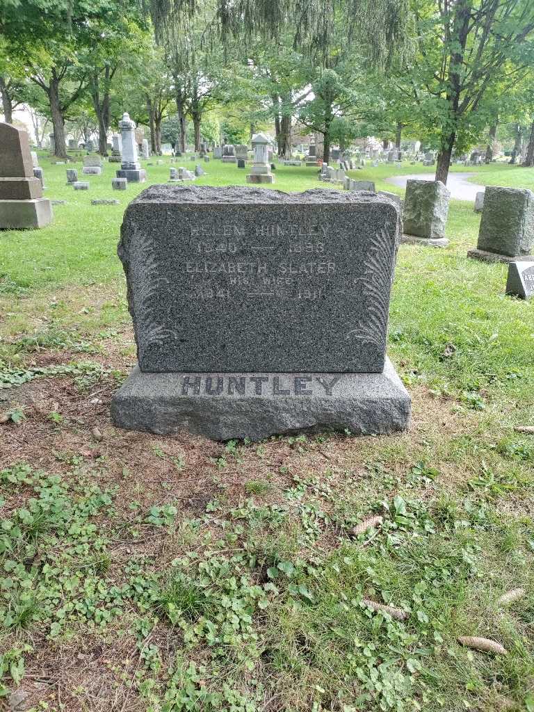 Helem Huntley's grave. Photo 2